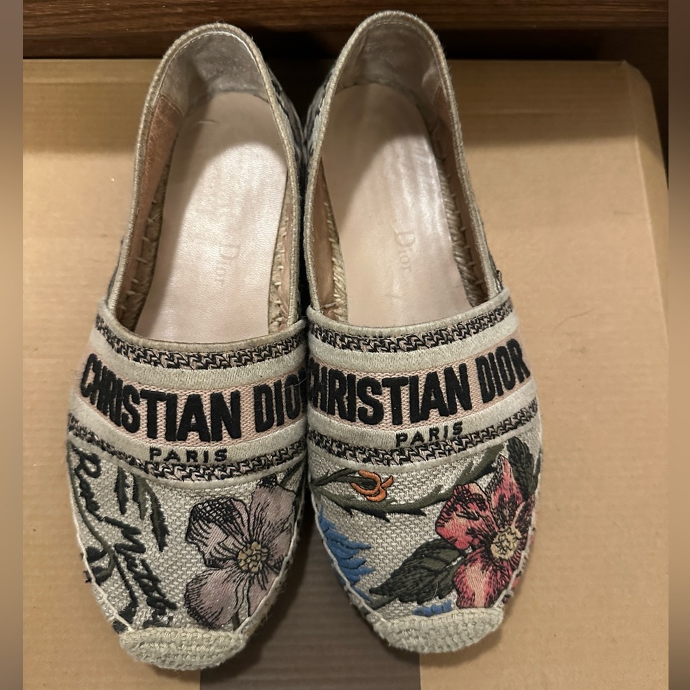 Christian Dior Canvas Rose Mutabilis Granville Embroidered Espadrilles - Size 38